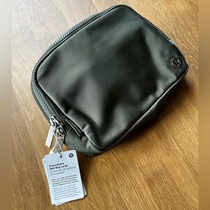 Lululemon Everywhere Belt Bag 2L Olive Green